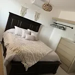 Departamento Con Alberca En Cerritos!